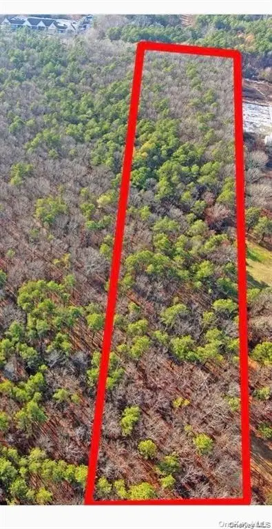 V/L Wading River Road, Manorville, NY 11949