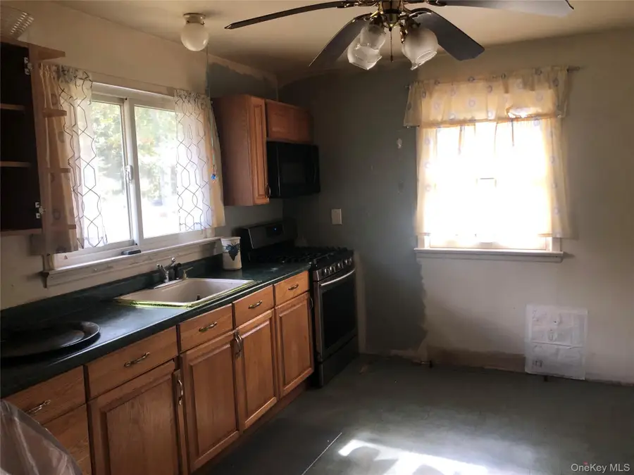 49 Hazelwood Avenue, Westhampton Beach, NY 11978 - Image #2