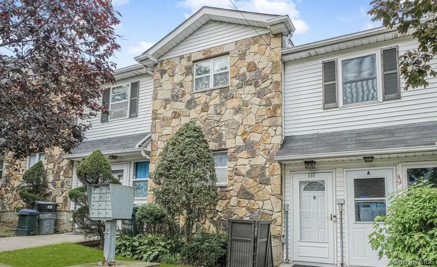 566 Buchanan Avenue, Staten Island, NY 10314 - Image #2