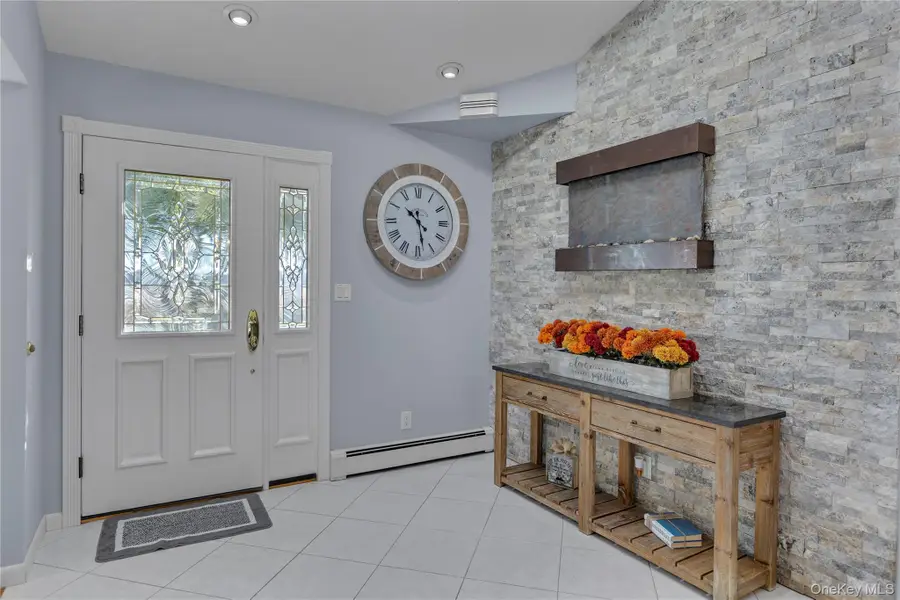 359 Waterside Road, Northport, NY 11768 - Image #3