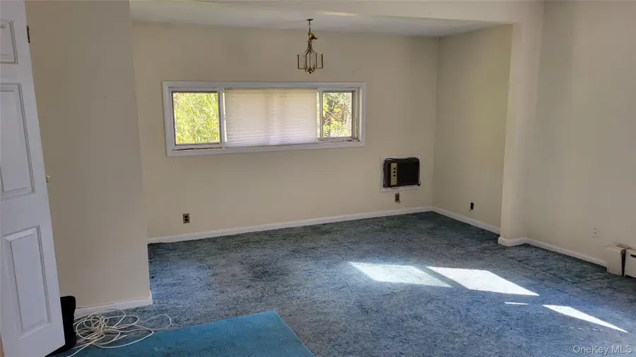 2 Stephens Lane, Valhalla, NY 10595 - Image #2