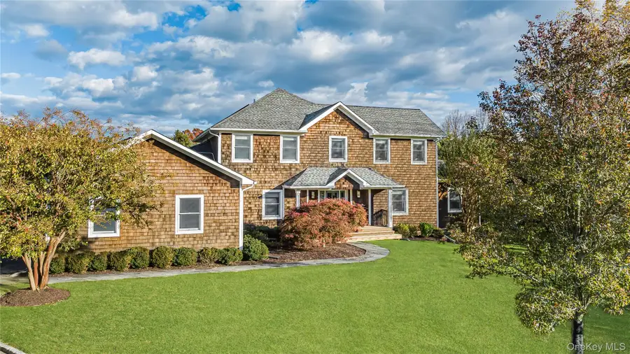 450 Sterling Woods Lane, Southold, NY 11971 - Image #2