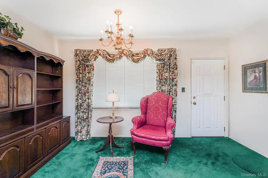 15633 100th Street, Howard Beach, NY 11414 - Image #3