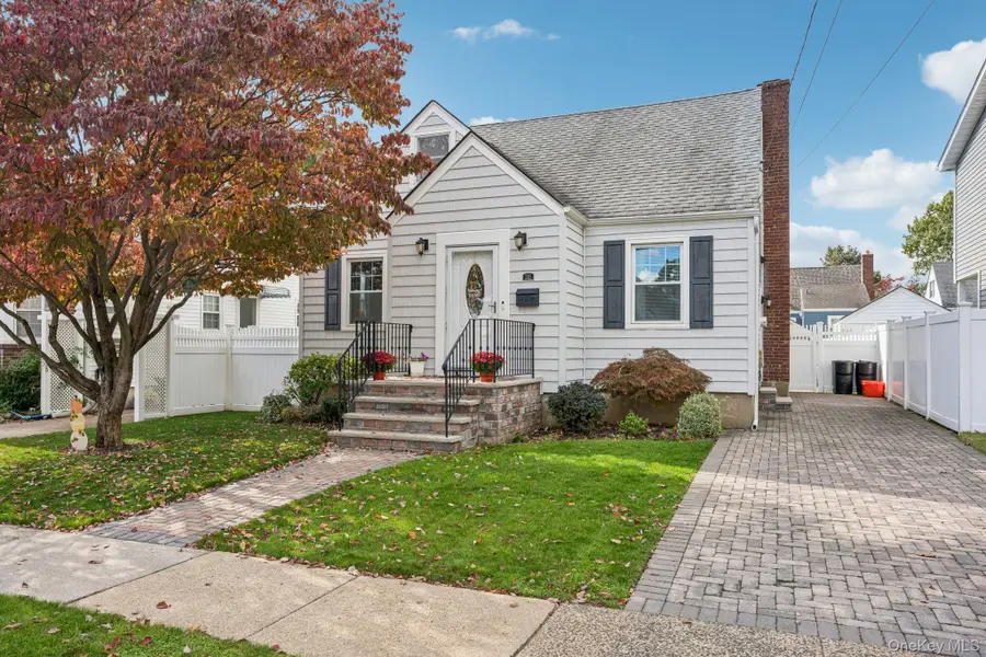 215 Harrison Avenue, Franklin Square, NY 11010 - Image #2