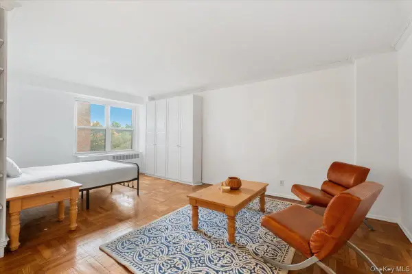 281 Garth Road #C3D, Scarsdale, NY 10583