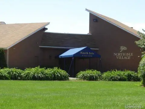 226 Pointe #226, Coram, NY 11727 - Image #2