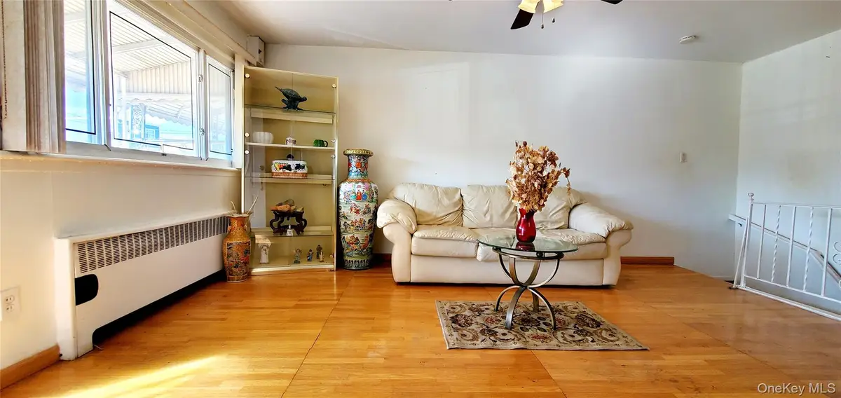 318 Beach 42nd Street, Far Rockaway, NY 11691 - Image #1