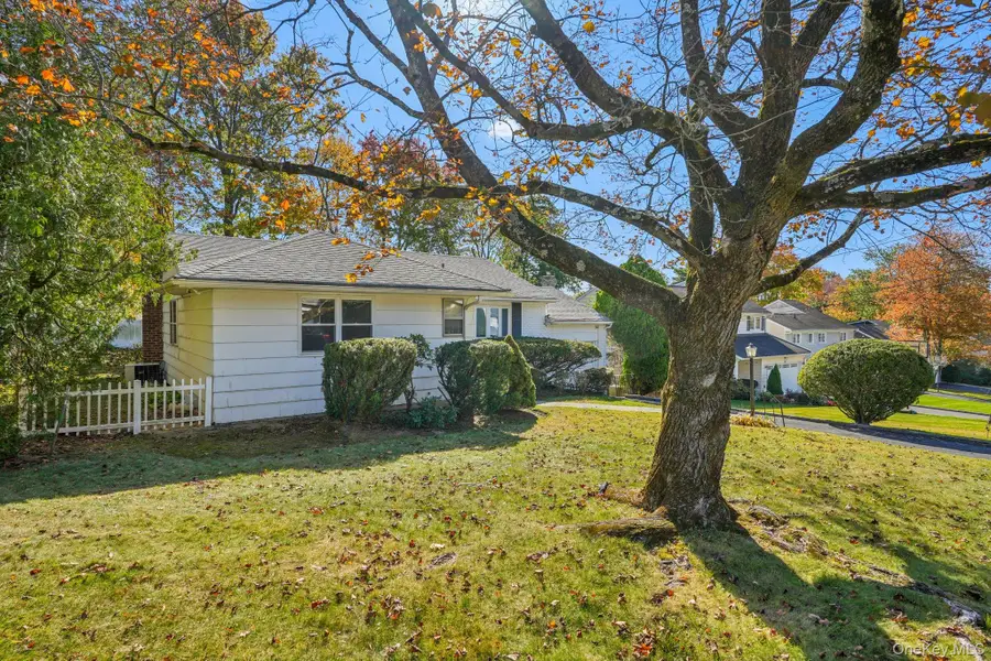 71 Dora Lane, New Rochelle, NY 10804 - Image #2