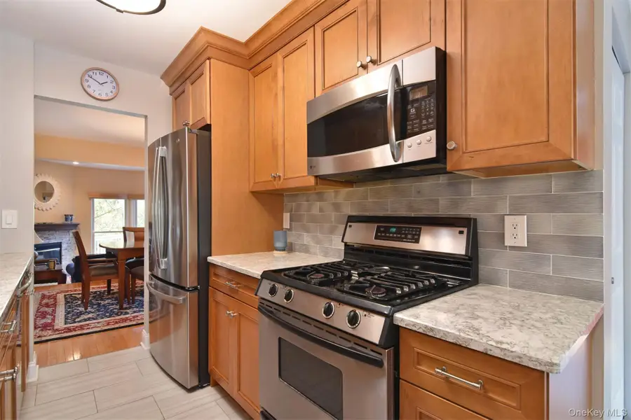 111 Valleyview Road, Irvington, NY 10533 - Image #3