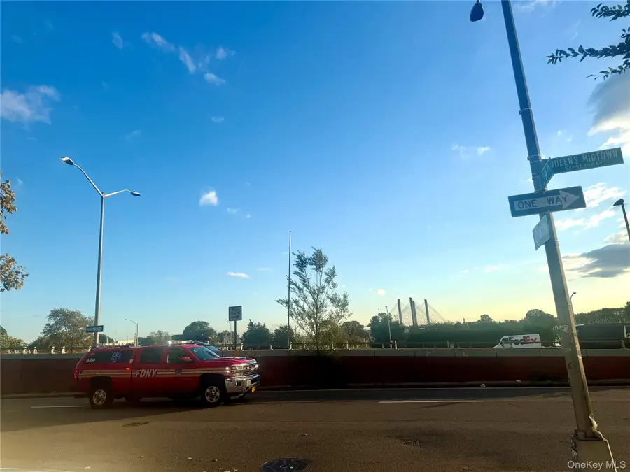 50-29 39th Place, Long Island City, NY 11104 - Image #3