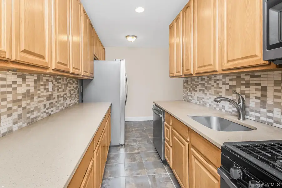 3840 Greystone #1K, Bronx, NY 10463 - Image #2