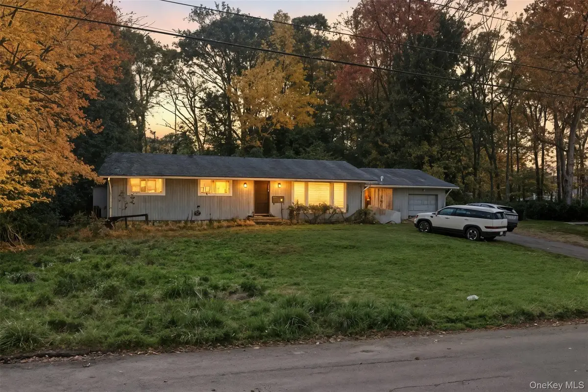 20 Amsterdam Avenue, Monsey, NY 10952 - Image #1