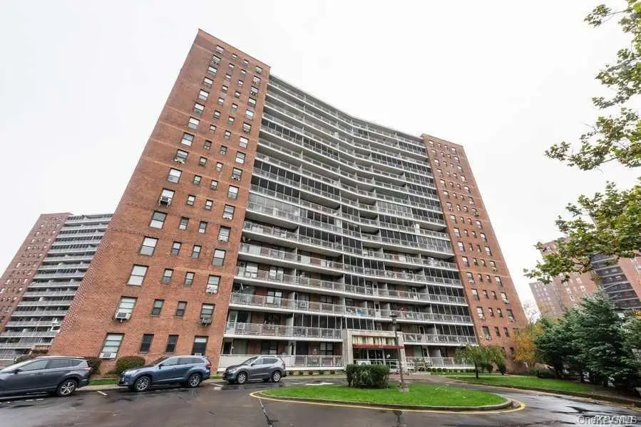 61-55 98th Street #14L, Rego Park, NY 11374 - Image #1