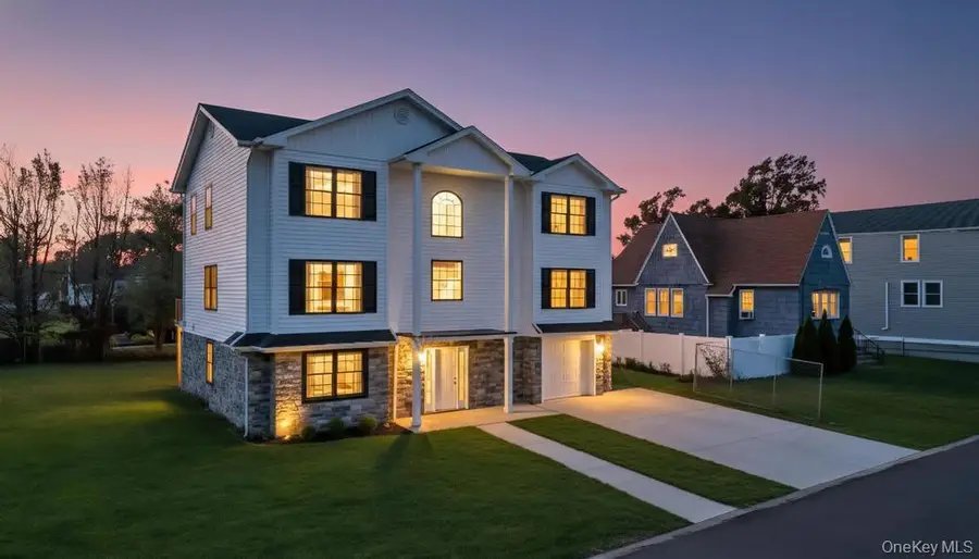 322 Miller Avenue, Freeport, NY 11520 - Image #3