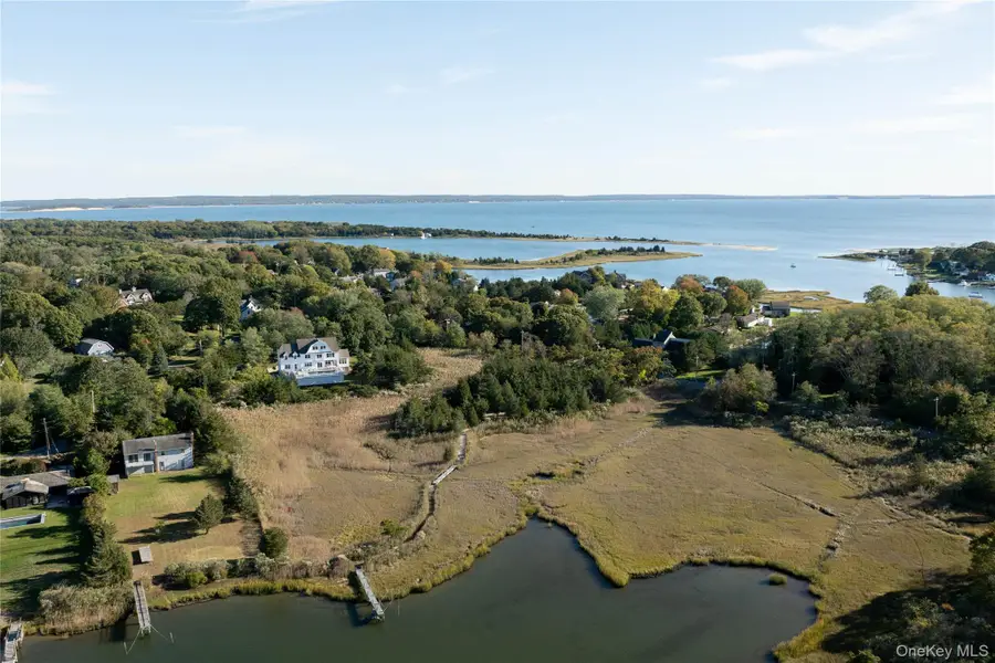 105 Waterview Drive, Southold, NY 11971 - Image #2