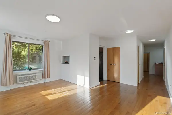 2360 Amsterdam Avenue #2C, New York (Manhattan), NY 10033