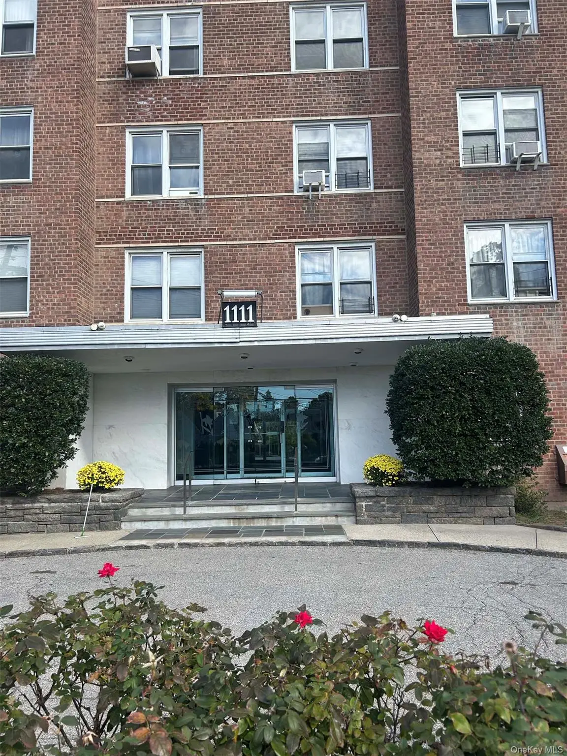 1111 Midland Avenue #4 P, Bronxville, NY 10708 - Image #1