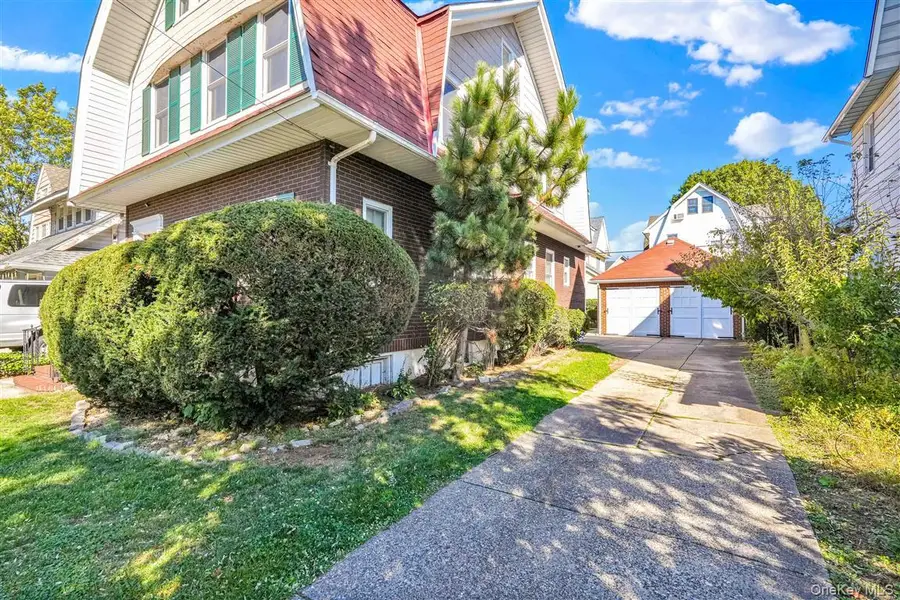 86-09 104th Street, Richmond Hill, NY 11418 - Image #3