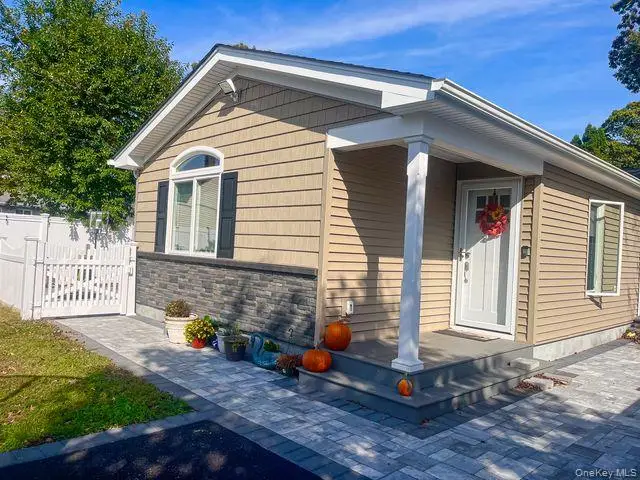 219 Litchfield Avenue, Babylon, NY 11702 - Image #3