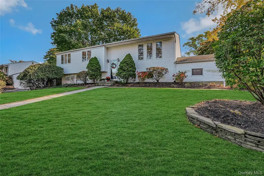 18 Pomper Drive, East Northport, NY 11731 - Image #3