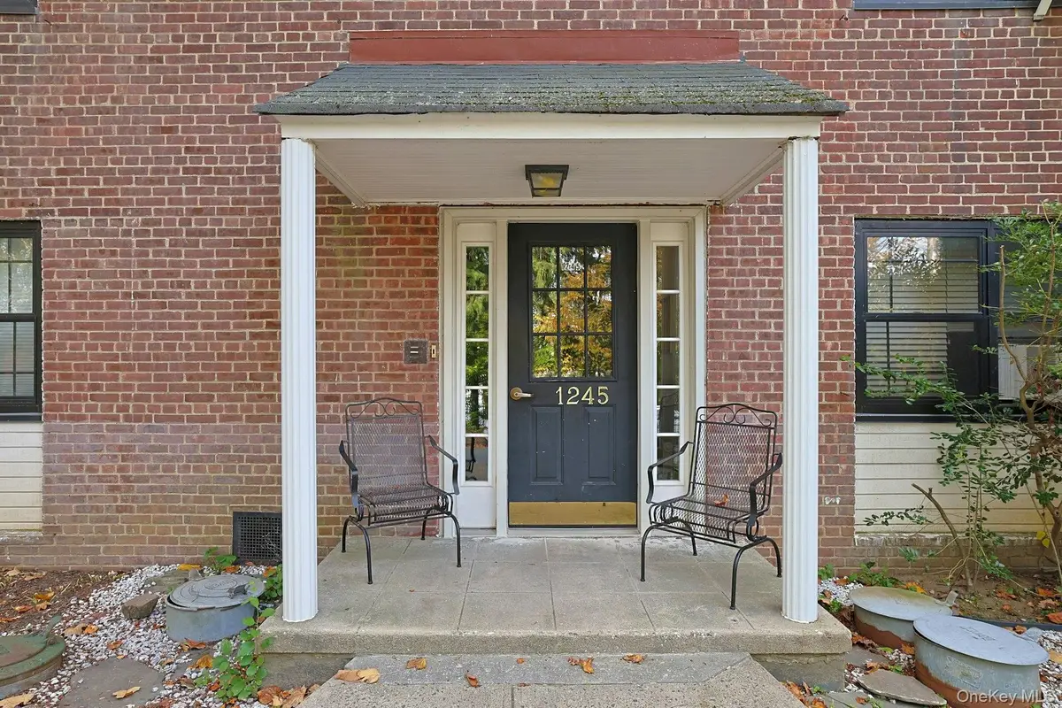 1245 California Road #b23, Eastchester, NY 10709 - Image #1