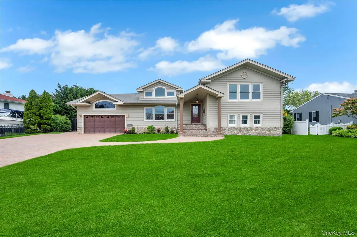 61 Riviera Drive S, Massapequa, NY 11758 - Image #1