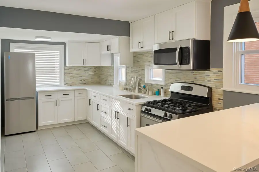 14 Parsons Drive, Hempstead, NY 11550 - Image #2