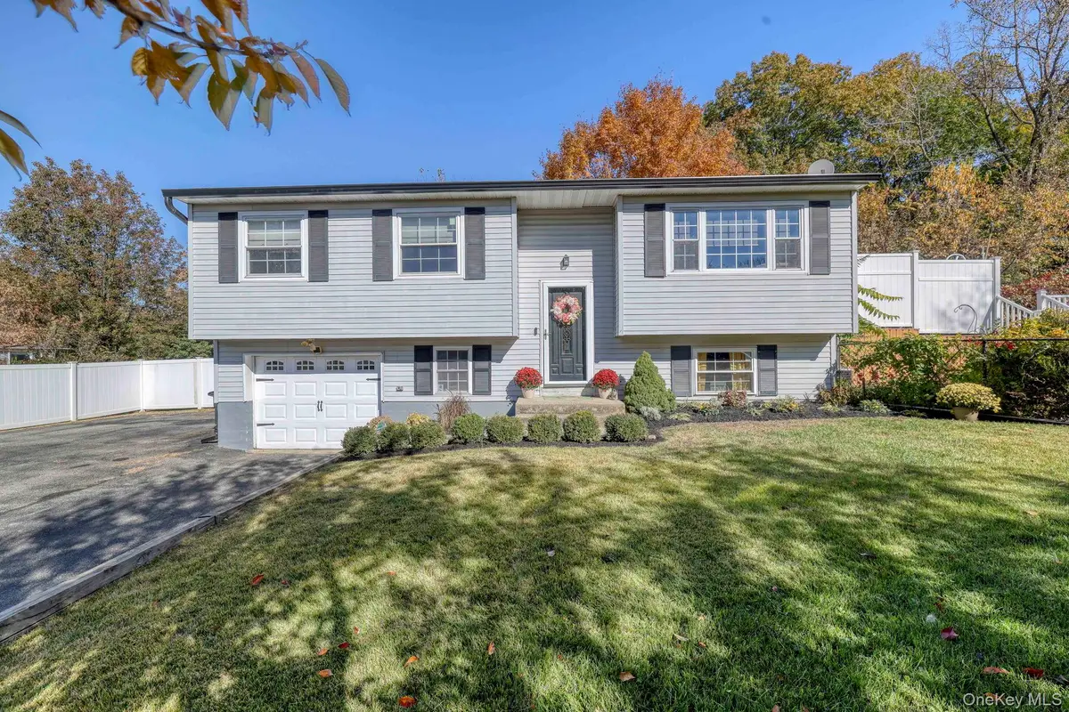 120 Blanche Avenue, New Windsor, NY 12553 - Image #1