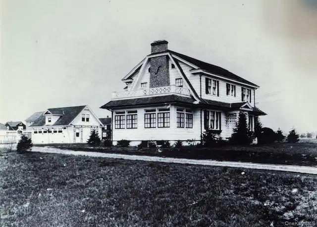 331 Mineola Boulevard, Mineola, NY 11501 - Image #3