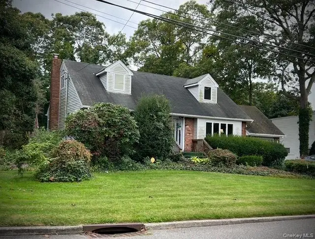 72 Seminole Street, Selden, NY 11784 - Image #2