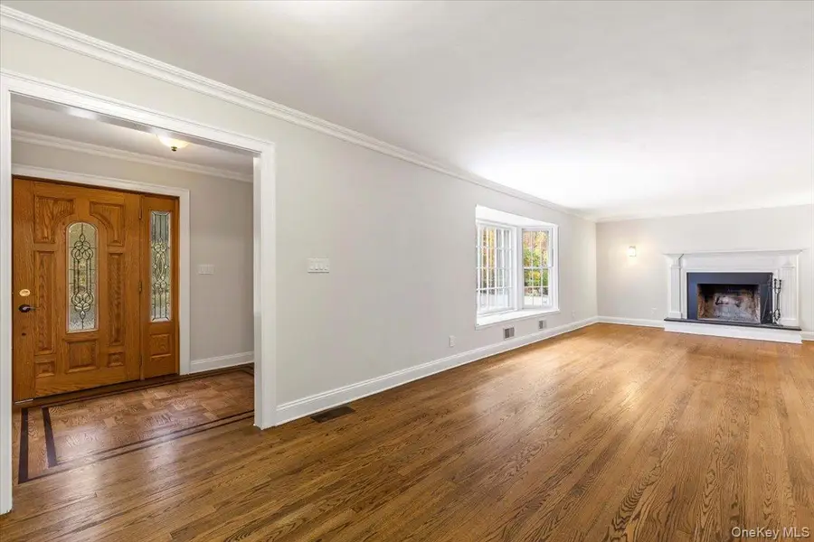 110 Oliver Road, Bedford, NY 10506 - Image #2