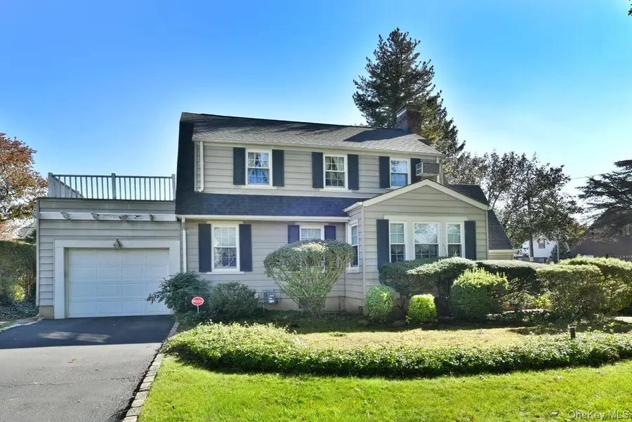 71 Chester Avenue, Garden City, NY 11530 - Image #3