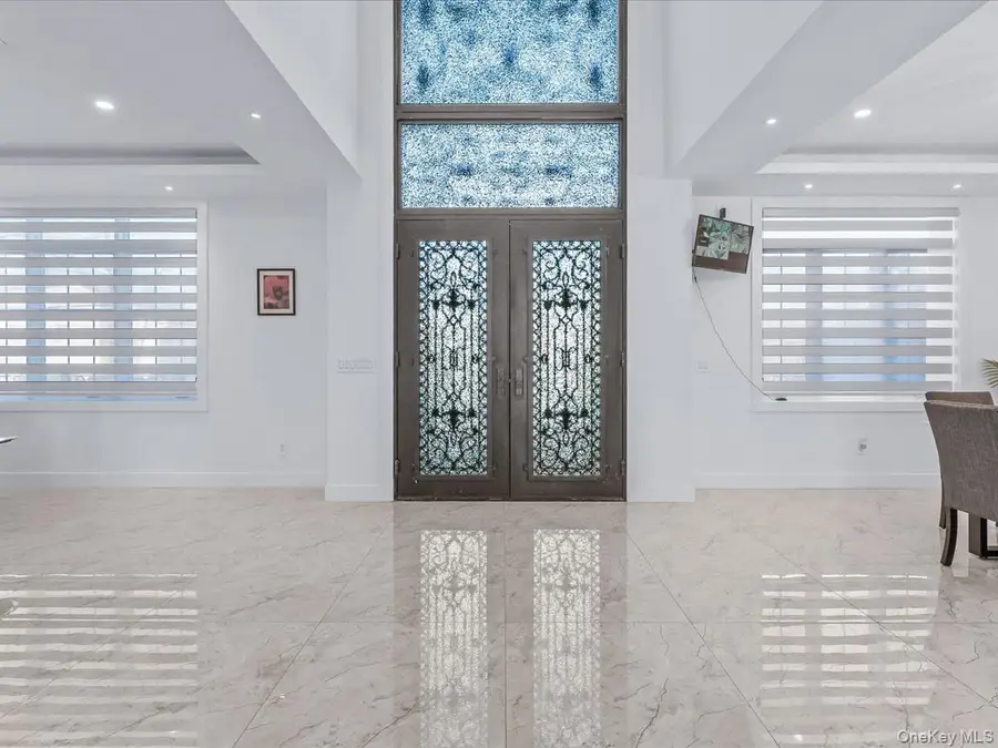 233-12 Bay Street, Douglaston, NY 11363 - Image #3