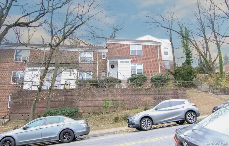 102 Spruce Street #2A, Yonkers, NY 10701 - Image #2