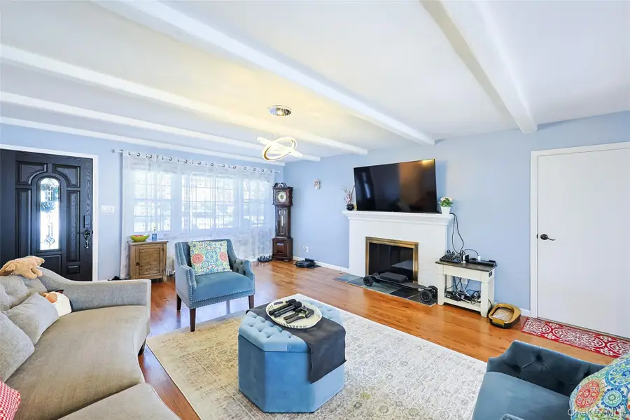 14 Cedar Street, Greenvale, NY 11548 - Image #2