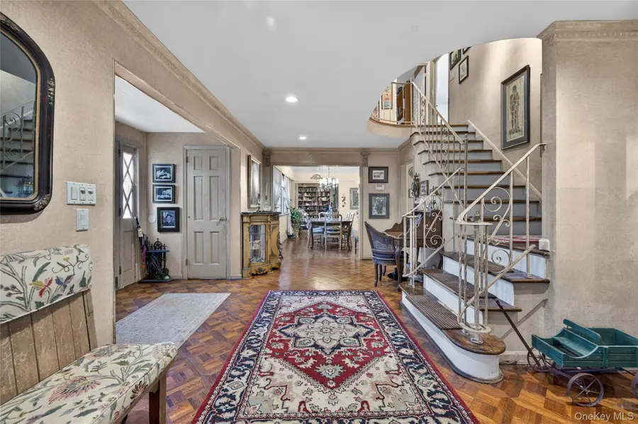 300 Circle Road, Muttontown, NY 11791 - Image #3