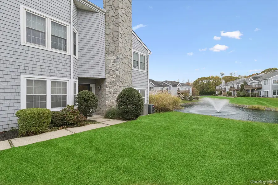 98 Lakebridge Drive N, Kings Park, NY 11754 - Image #2