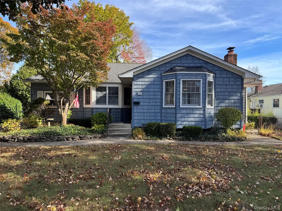 91 8th Ave, Kings Park, NY 11754 - Image #1