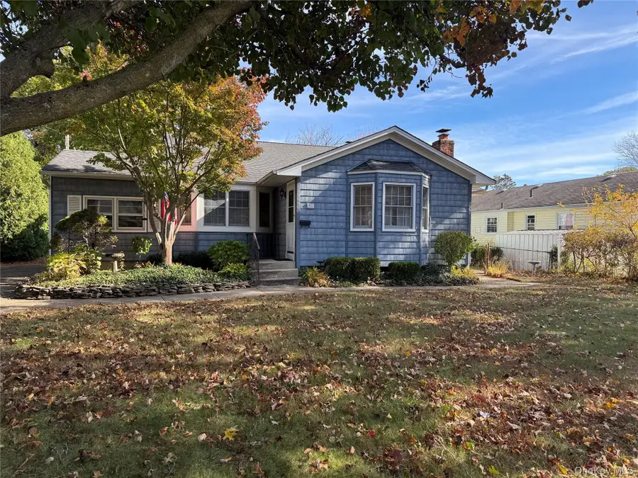 91 8th Ave, Kings Park, NY 11754 - Image #3