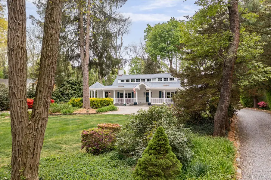 32 Hicks Lane, Old Westbury, NY 11568 - Image #2