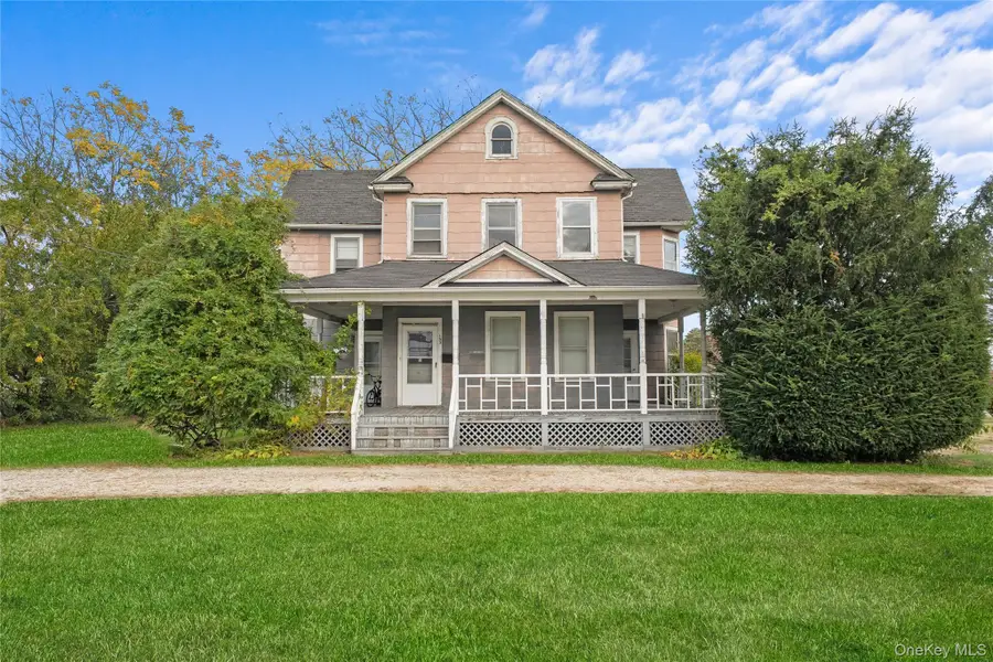 135 Merritts Road, Farmingdale, NY 11735 - Image #2