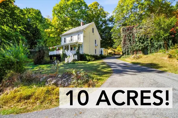 310 Oak Lane, Newburgh, NY 12550