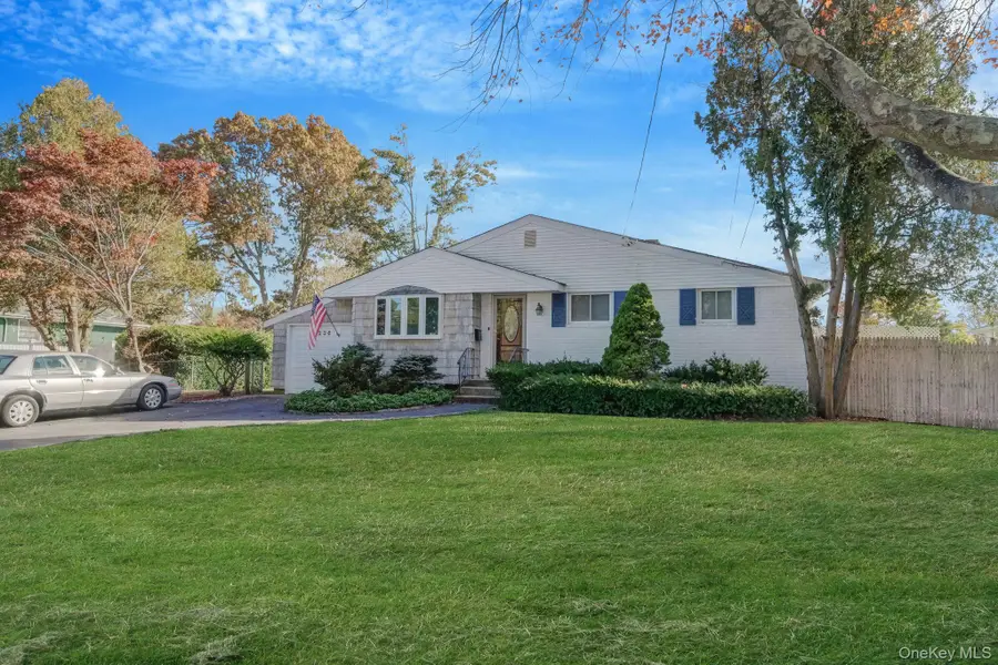 236 New York Avenue, Bay Shore, NY 11706 - #3