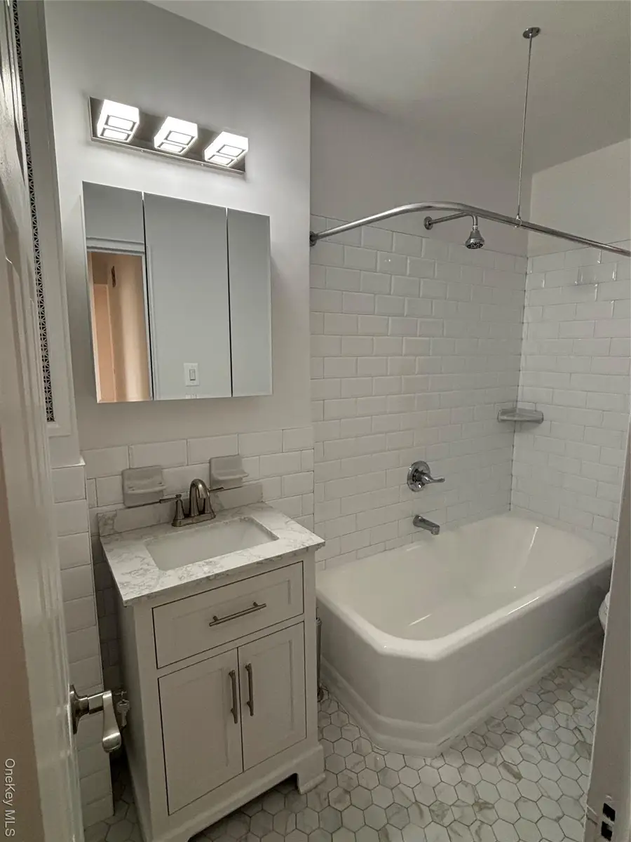 2962 Decatur Avenue #4B, Bronx, NY 10458 - Image #3