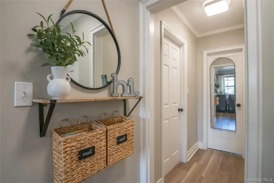 4 Field End Lane #2R, Eastchester, NY 10709 - Image #2