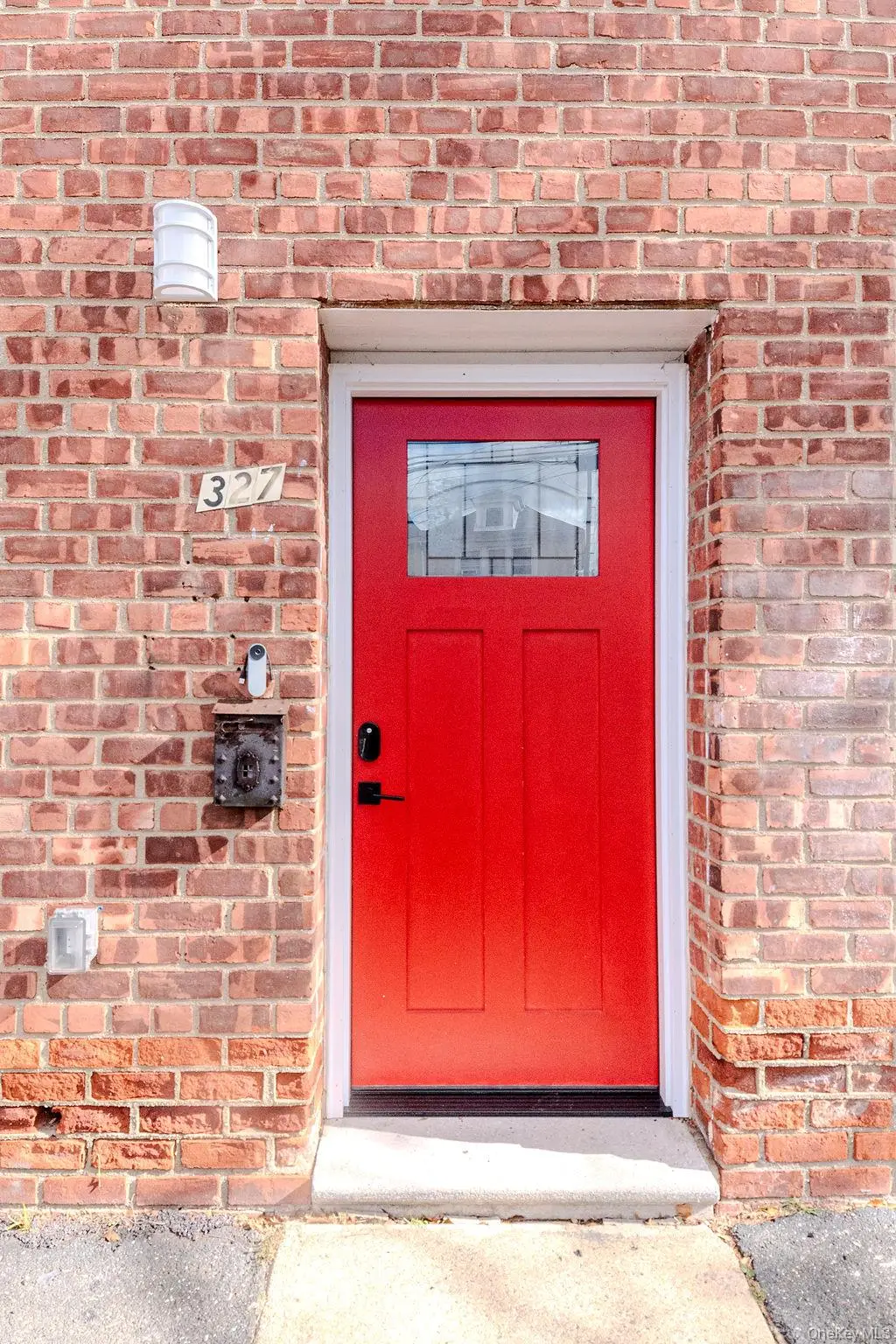 327 Mundy Lane, Mount Vernon, NY 10550 - Image #1