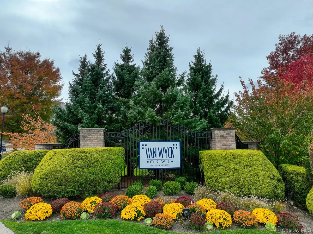 919 Saratoga Lane, Fishkill, NY 12524 - Image #1