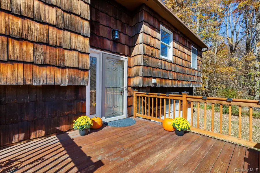 610 Granite Springs Road, Yorktown Heights, NY 10598 - Image #2