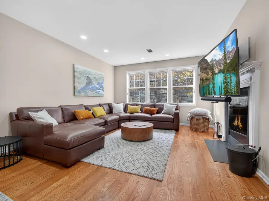 221 Woodlands Drive, Tuxedo Park, NY 10987 - Image #3