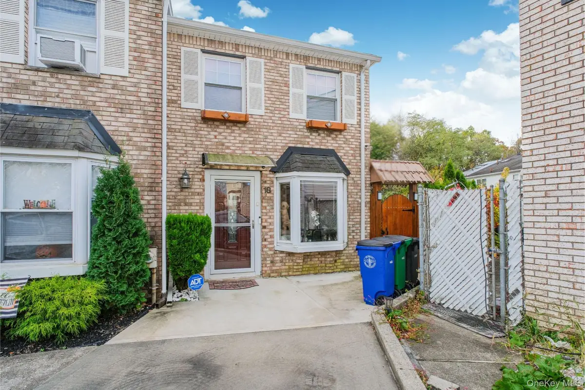 18 Atmore Place, Staten Island, NY 10306 - Image #1